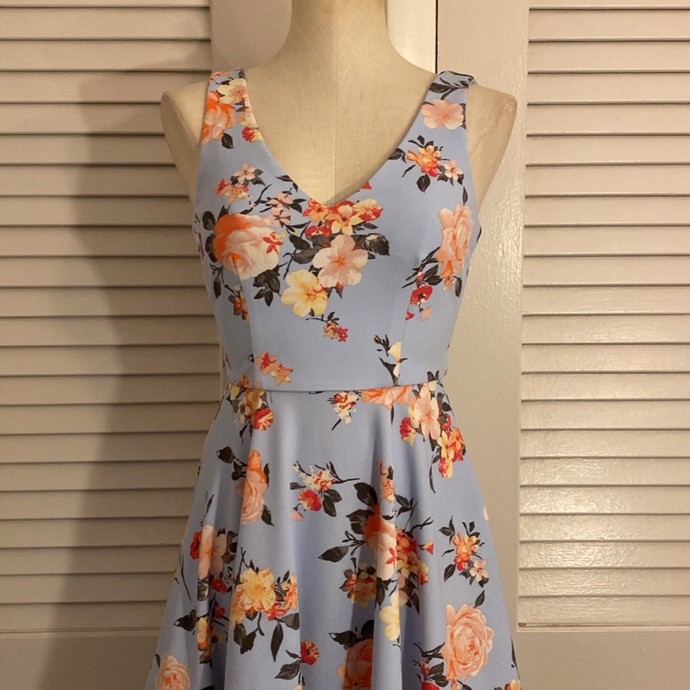 B. Darlin Sky Blue Floral Party Dress (Size 5/6) - Picture 2 of 10